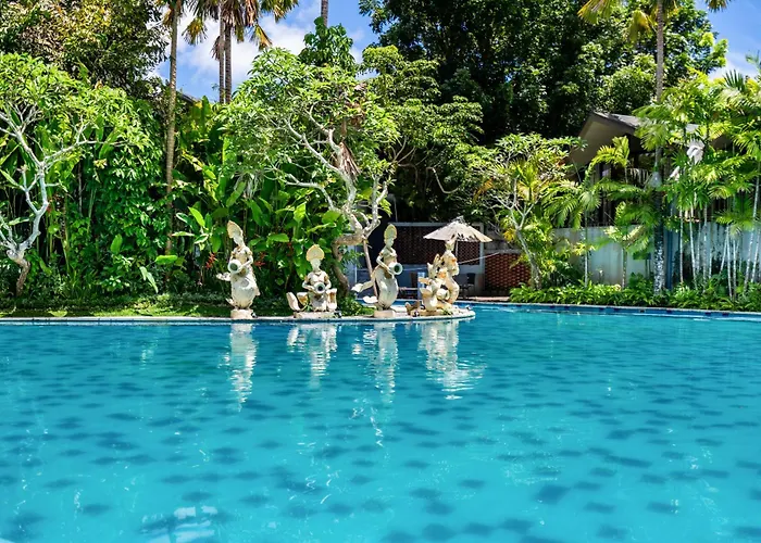 Luxury In - 2 Bedroom, Infinity Pool, Pet Friendly & Concierge