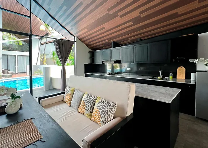 Luxury In - 2 Bedroom, Infinity Pool, Pet Friendly & Concierge Вилла Нуса-Дуа