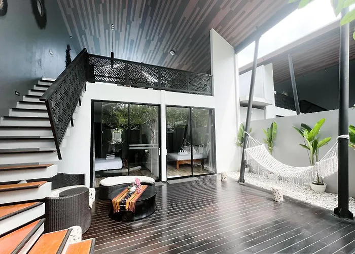 Вилла Luxury In - 2 Bedroom, Infinity Pool, Pet Friendly & Concierge