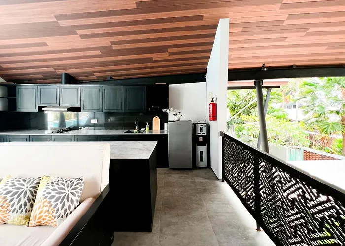 Luxury In - 2 Bedroom, Infinity Pool, Pet Friendly & Concierge Вилла Нуса-Дуа