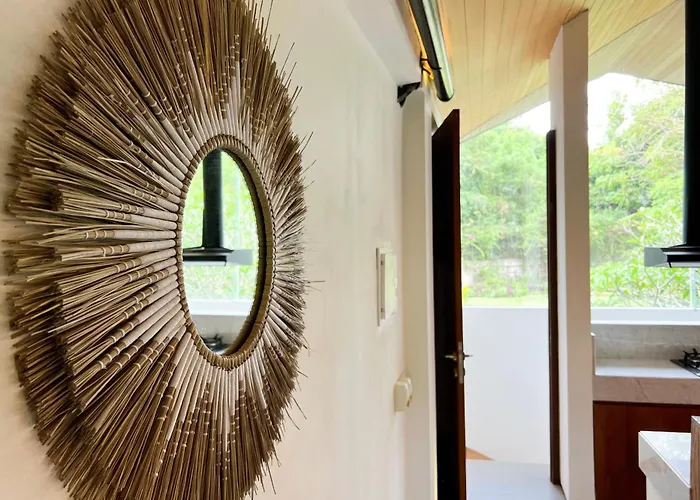 Luxury In - 2 Bedroom, Infinity Pool, Pet Friendly & Concierge Вилла *