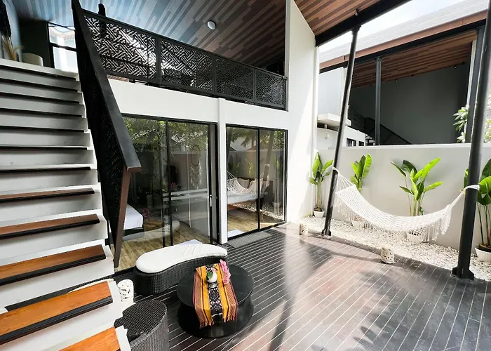 Luxury In - 2 Bedroom, Infinity Pool, Pet Friendly & Concierge *