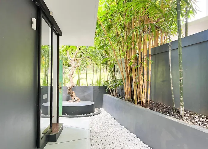 Luxury In - 2 Bedroom, Infinity Pool, Pet Friendly & Concierge Вилла *
