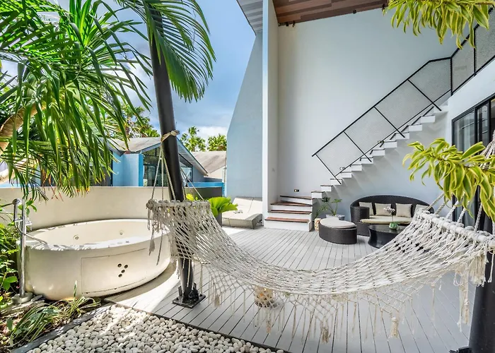 Luxury In - 2 Bedroom, Infinity Pool, Pet Friendly & Concierge Вилла Нуса-Дуа