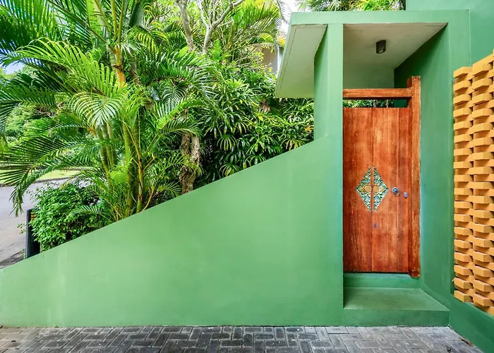 Luxury In - 2 Bedroom, Infinity Pool, Pet Friendly & Concierge Вилла Нуса-Дуа