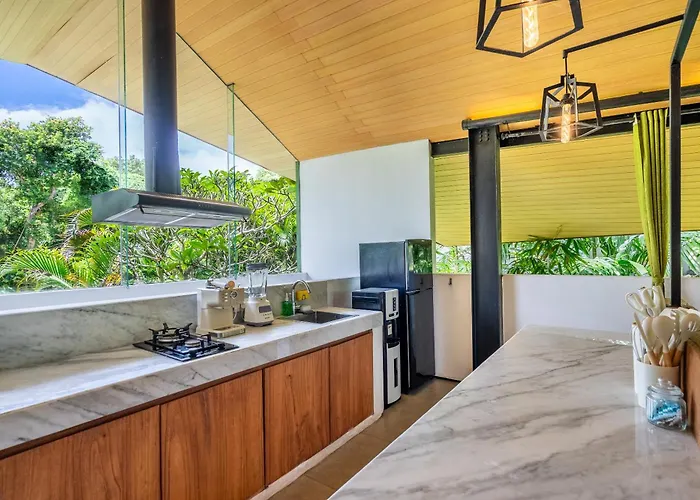 Luxury In - 2 Bedroom, Infinity Pool, Pet Friendly & Concierge * Нуса-Дуа